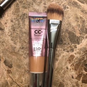 IT Cosmetics- CC+ illumination, color is Medium